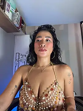 AsianMilfSheryl's Webcam Show