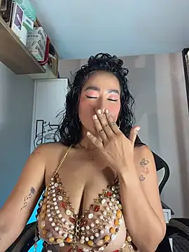 AsianMilfSheryl's Webcam Show