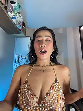 Show webcam de AsianMilfSheryl