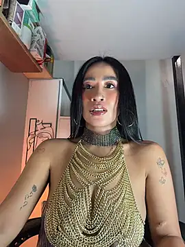 AsianMilfSheryl Pertunjukan Webcam