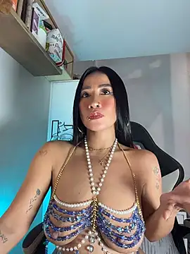 AsianMilfSherylのウェブカメラショー
