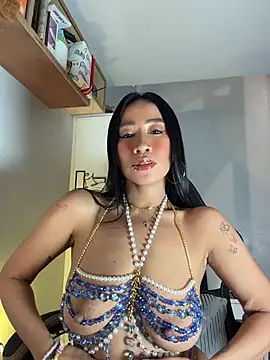 Show Webcam de AsianMilfSheryl