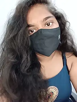 riya-baby Show in webcam