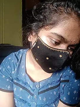 riya-baby Adlı Modelin Canlı XXX Sohbeti