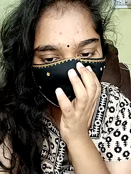 riya-baby's Live XXX Chat
