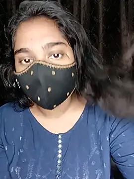 riya-baby Adlı Modelin Canlı XXX Sohbeti