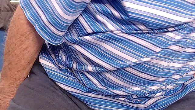 rockpoint69 Show in webcam