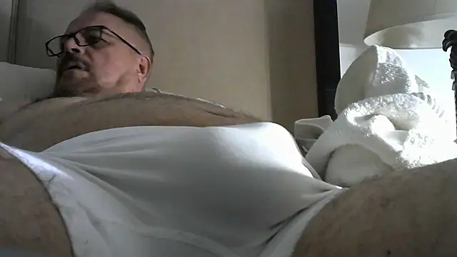 HungThickUncMax 在線直播表演