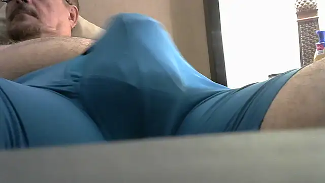 โชว์เว็บแคมของ HungThickUncMax