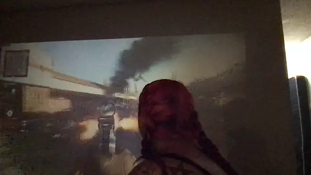 ShineyQuinn Show in webcam