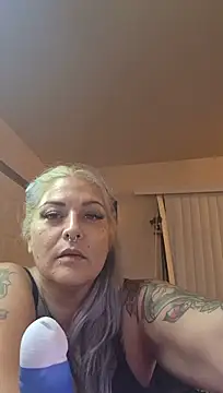 ShineyQuinn লাইভ XXX চ্যাট