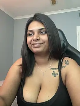 layla_amin – Live XXX-chat