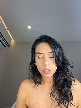 PilarJones_'s Webcam Show
