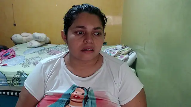 yulieth_bbw Adlı Modelin Canlı XXX Sohbeti