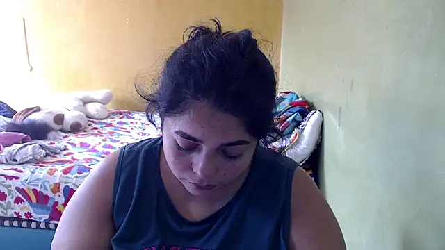 Chat +18 de yulieth_bbw ao vivo
