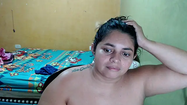 yulieth_bbw Chat XXX in diretta