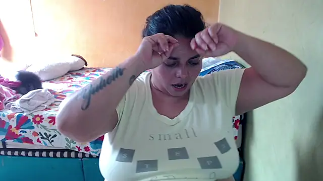yulieth_bbw live XXX chat