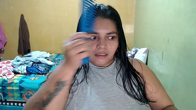 แชท XXX สดของ yulieth_bbw