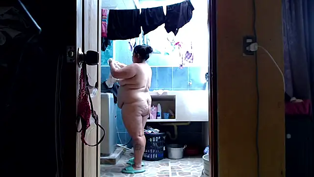 yulieth_bbw Adlı Modelin Canlı XXX Sohbeti