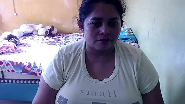 yulieth_bbw Adlı Modelin Canlı XXX Sohbeti