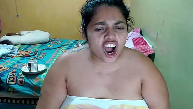 Živý XXX chat yulieth_bbw