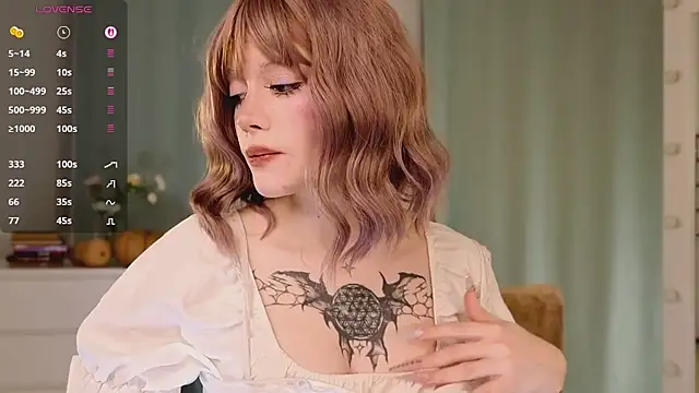 צ'אט XXX בשידור חי של boobsybootie