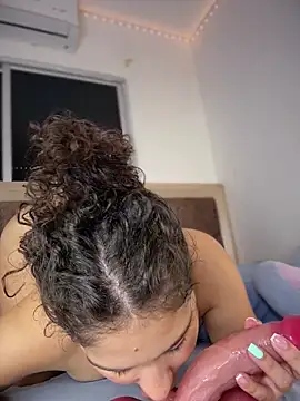 Shara_dreamsのウェブカメラショー