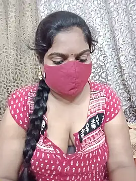 Chat XXX en directo de Sunitha-teluguammaye