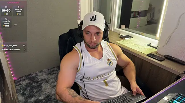 michaelbradleu: вебкам-шоу