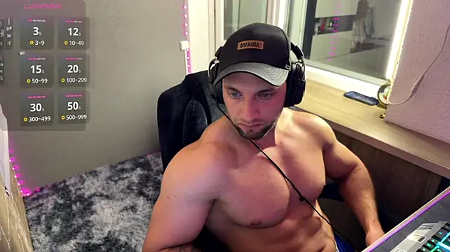 michaelbradleu Шоу с уебкамера