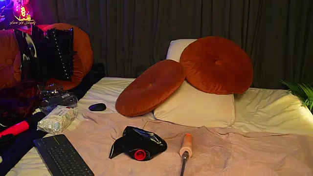 lacie_le_beauty's Webcam Show
