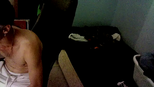 Show de houseofbrats na webcam