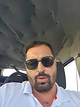 Show de Antonio123499 na webcam