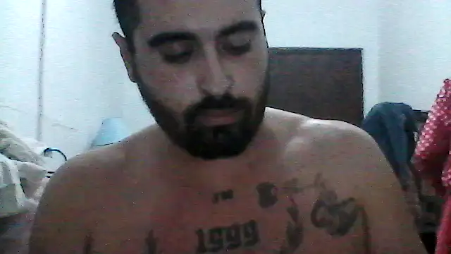 Show modela Antonio123499 na web-kameri