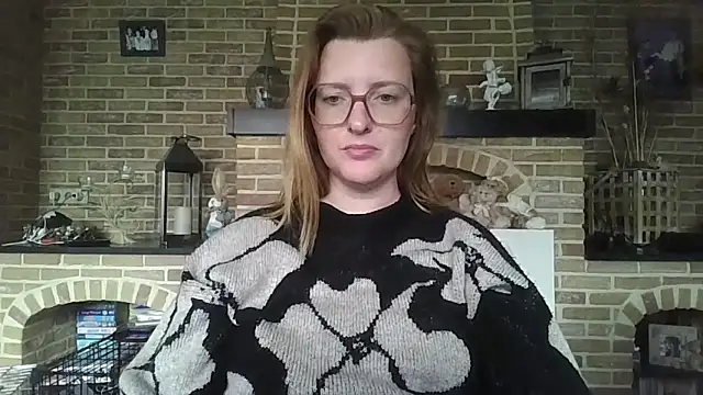 LiquidLeonie's Live XXX Chat
