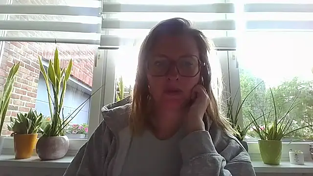 Вебкам-шоу LiquidLeonie