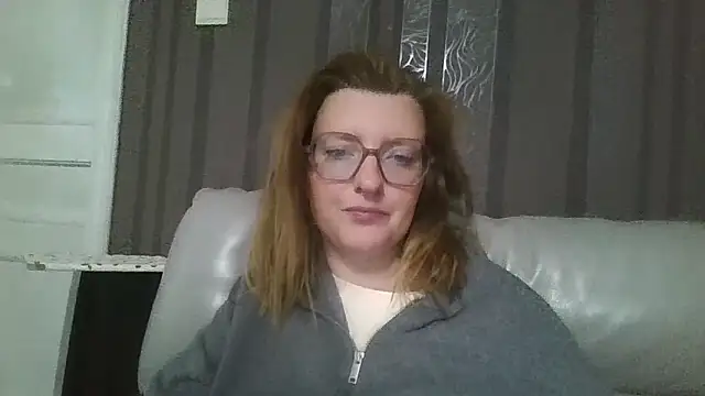LiquidLeonie Cameră chat live