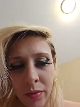 AmethystFoxx's Webcam Show
