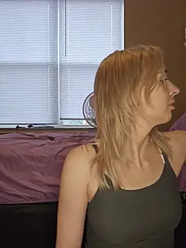 AmethystFoxx 现场XXX聊天