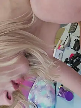AmethystFoxx's Webcam Show