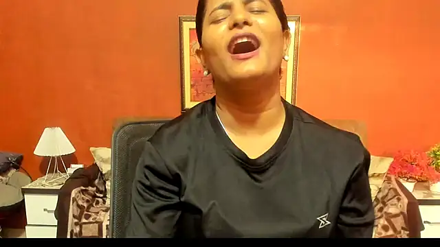 Jasmine_Jaey1's Live XXX Chat