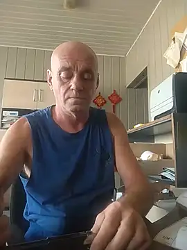 Show modela wilkalfa na web-kameri