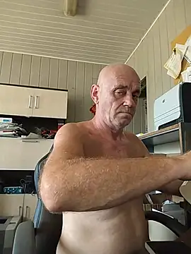 Show modela wilkalfa na web-kameri