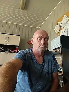 wilkalfa Show in webcam