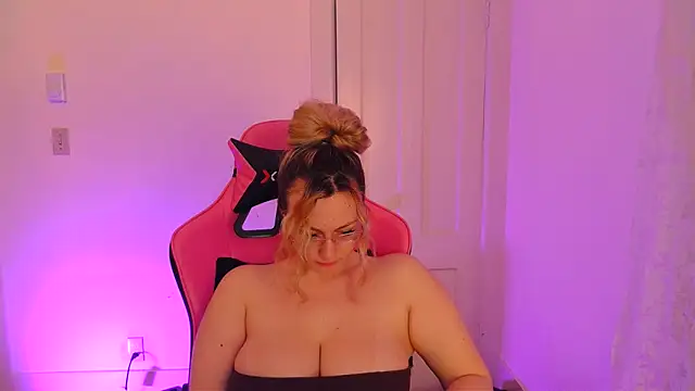 Chat XXX ao vivo de switchykitty