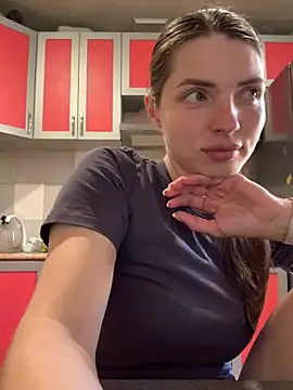 SeducingYoghourt live XXX chat