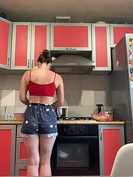 SeducingYoghourt Adlı Modelin Canlı XXX Sohbeti