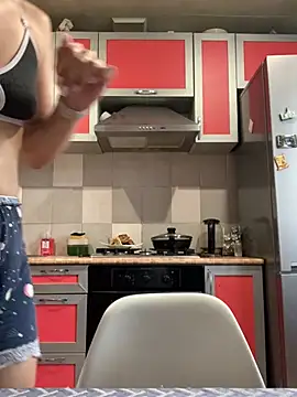 SeducingYoghourt live XXX chat