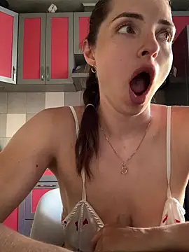 Chat +18 de SeducingYoghourt ao vivo