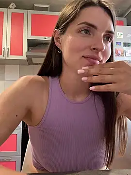 Chat +18 de SeducingYoghourt ao vivo